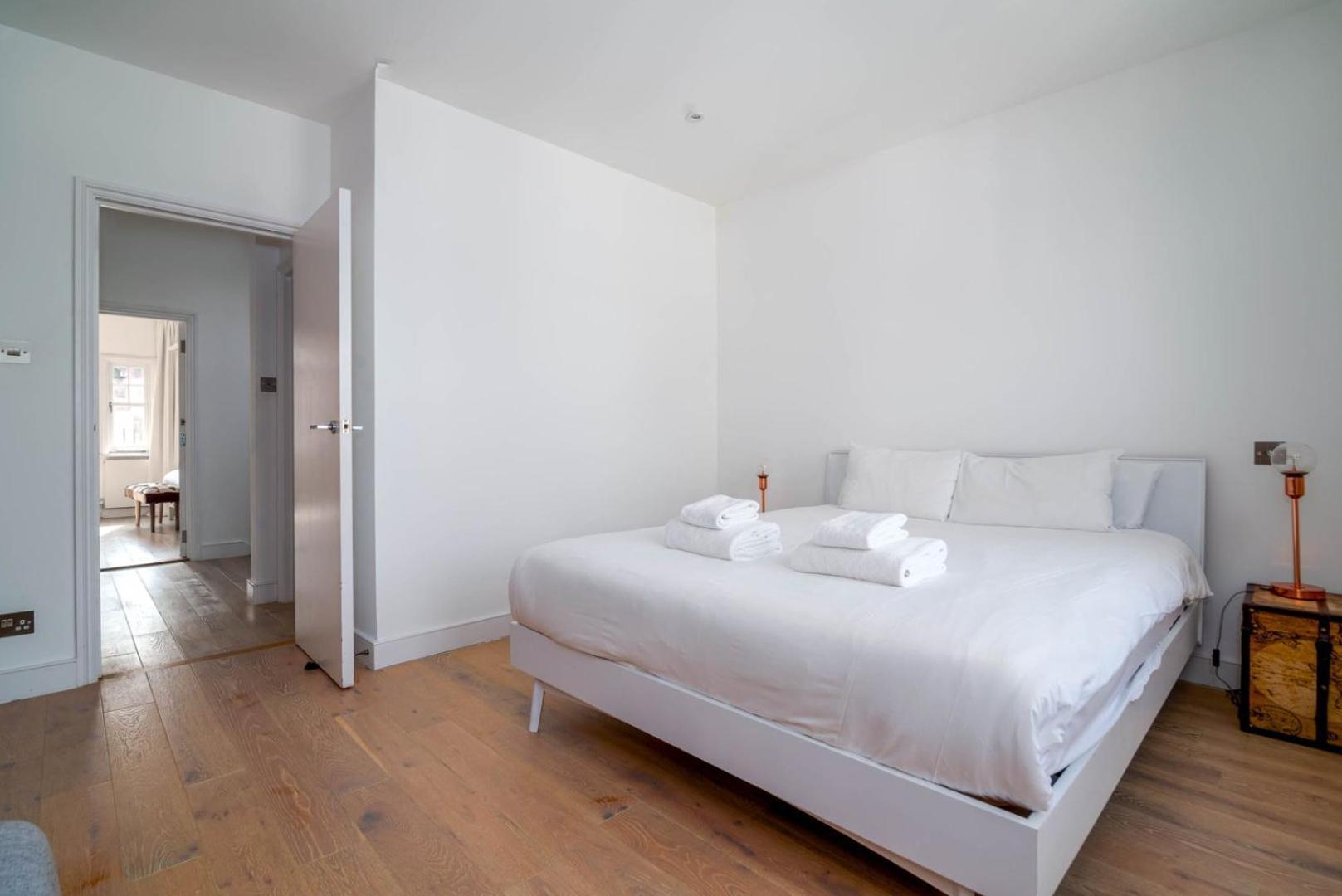 Guestready - Top Floor West Kensington Home Лондон Екстер'єр фото