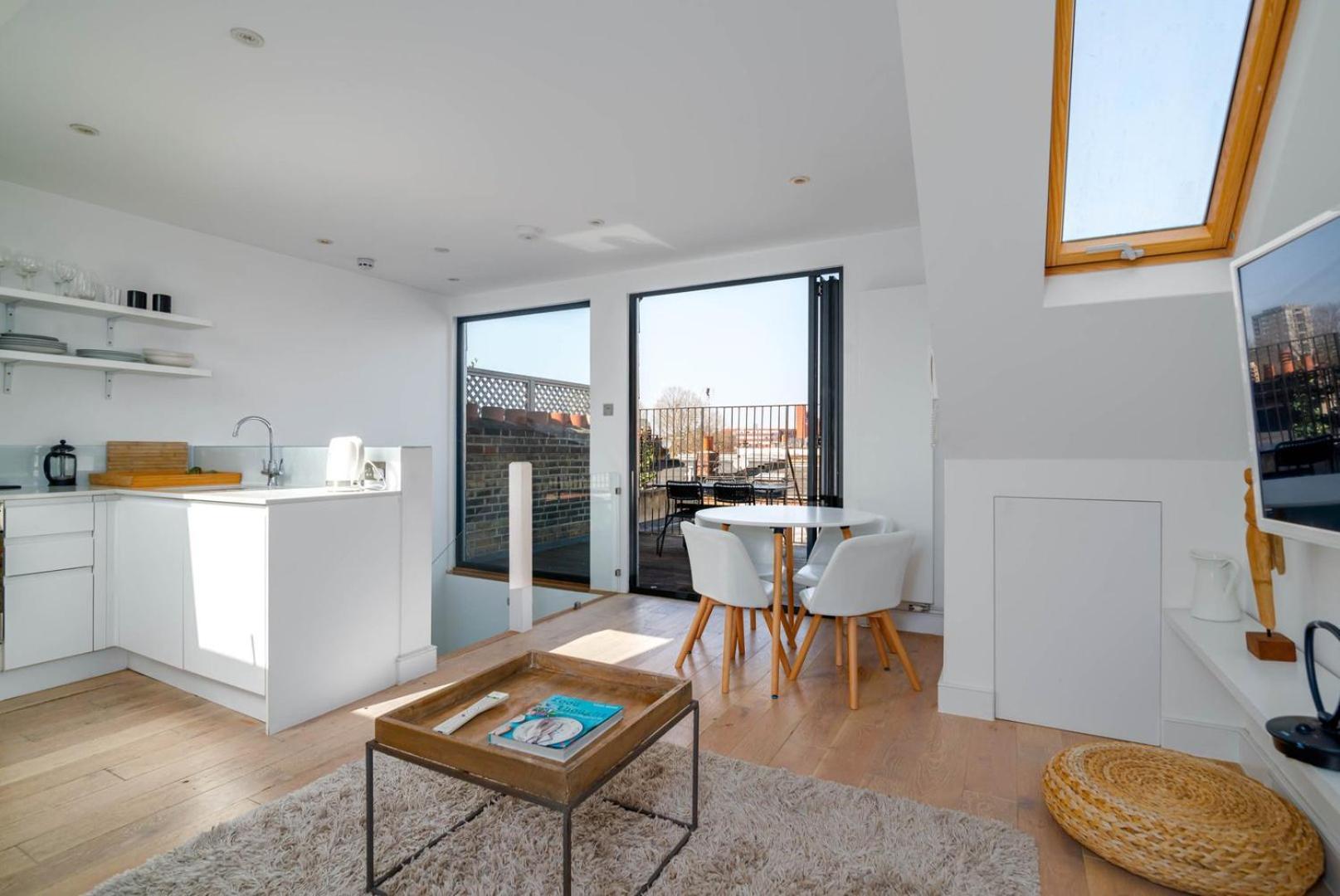 Guestready - Top Floor West Kensington Home Лондон Екстер'єр фото