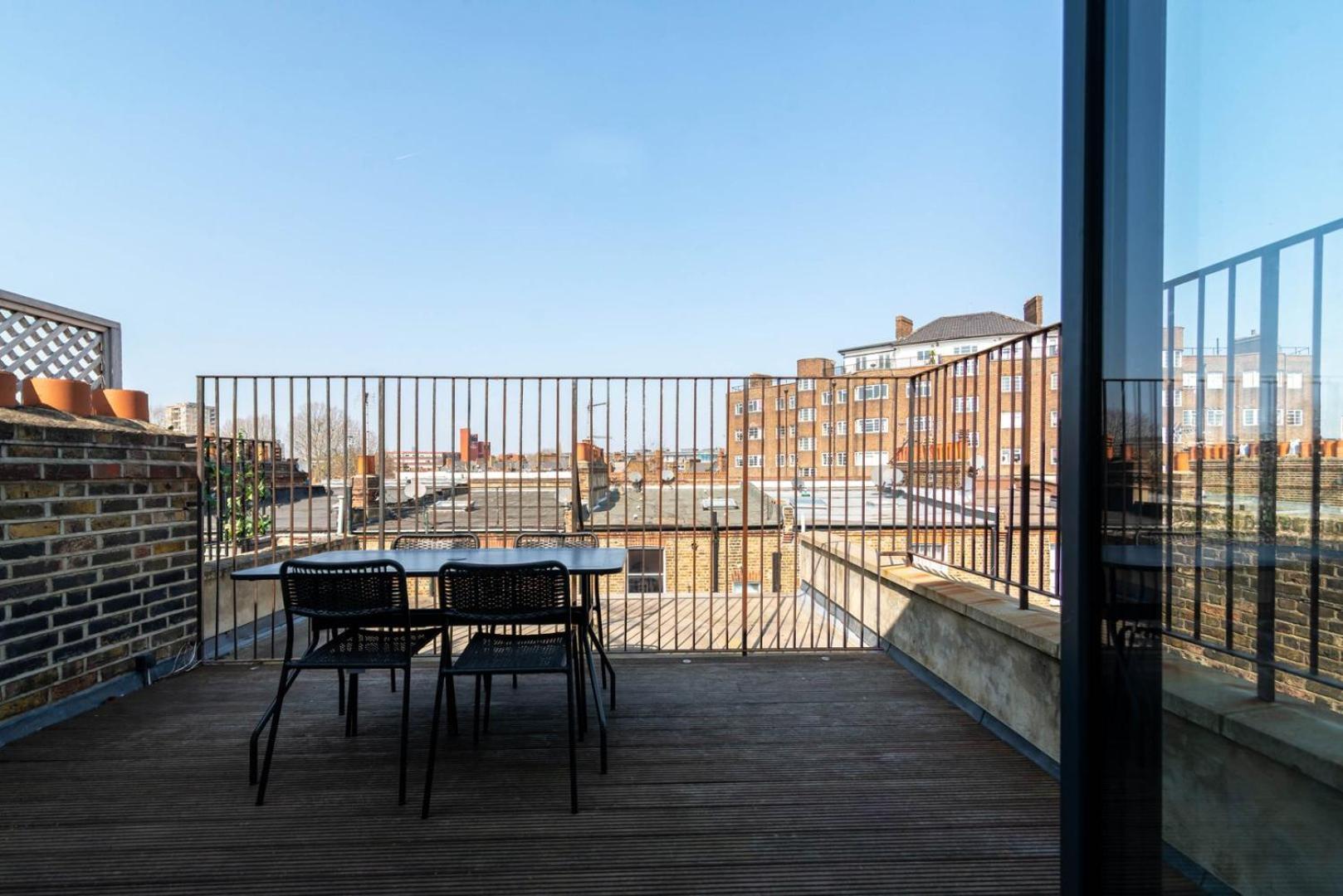 Guestready - Top Floor West Kensington Home Лондон Екстер'єр фото